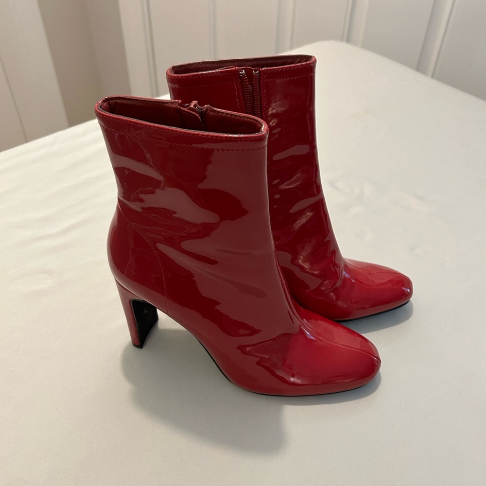 Red Boot With Side Zipper Forever 21 Size 8